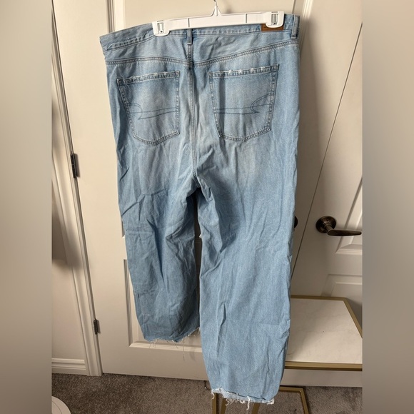 American Eagle | Supee Distressed Skater Baggy Jeans | Size 18 - Picture 4 of 6